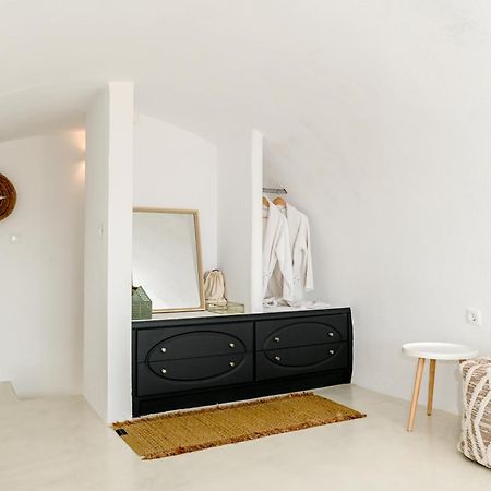 White Curves Santorini Bed & Breakfast Akrotiri  Bagian luar foto
