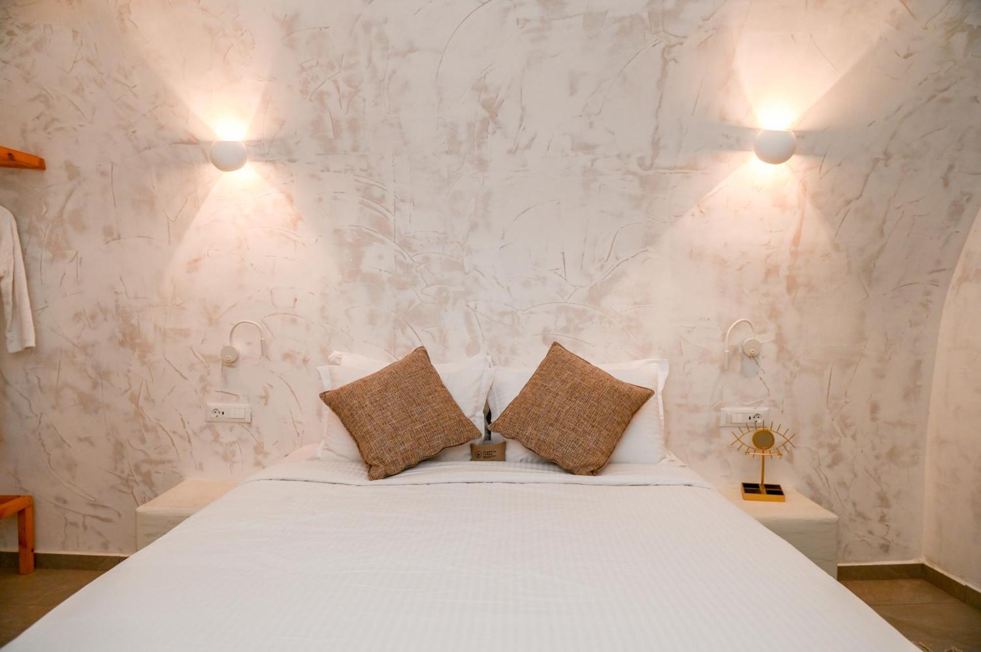 White Curves Santorini Bed & Breakfast Akrotiri  Bagian luar foto