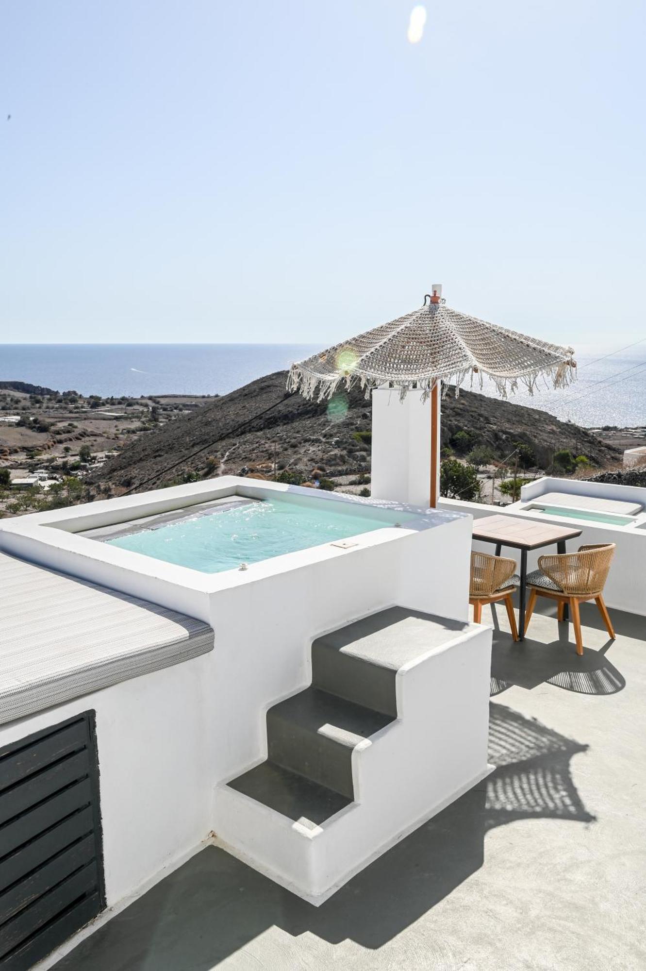 White Curves Santorini Bed & Breakfast Akrotiri  Bagian luar foto